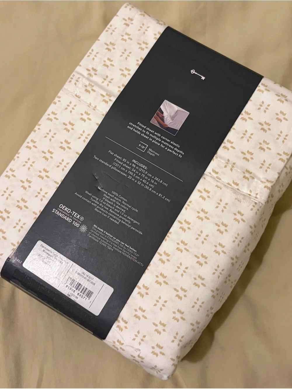 Threshold Performance Sheet Set in Cream and Gold
